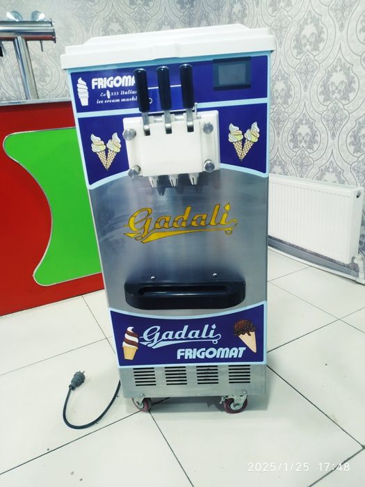 Muzqaymoq aparati kafolati bilan.