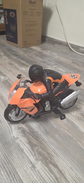 Детска играчка мотор с моторист на батерии AutoBike