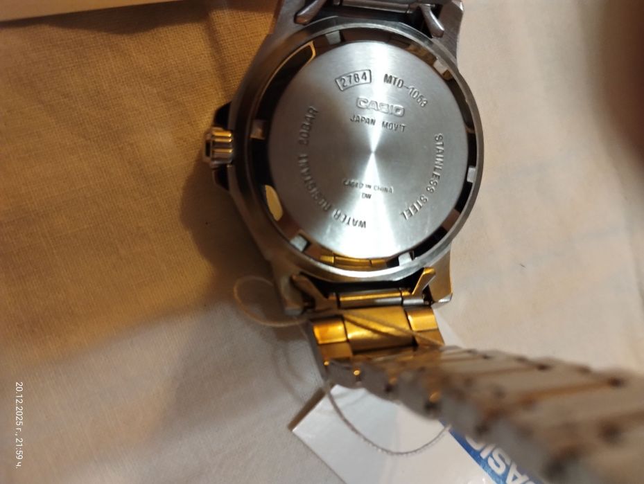 Нов ръчен часовник Casio  водонепропусклив - херметик до 200 м