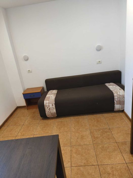 inchiriez ap. 2 camere -stadionul Portul-langa Gara