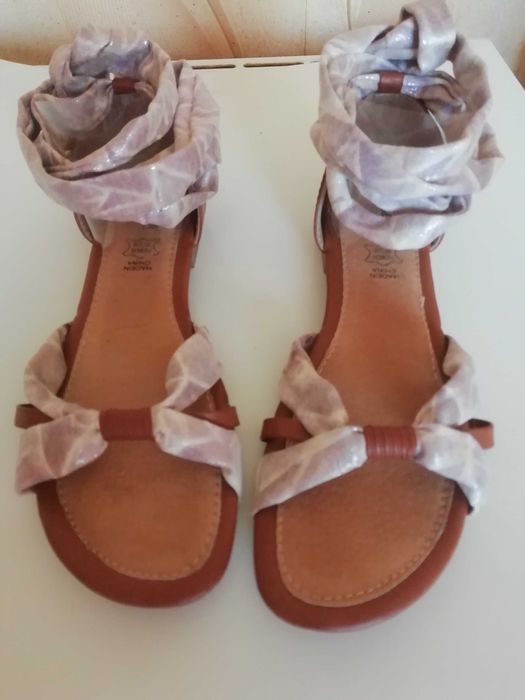 Маркови сандали на Orcnestra