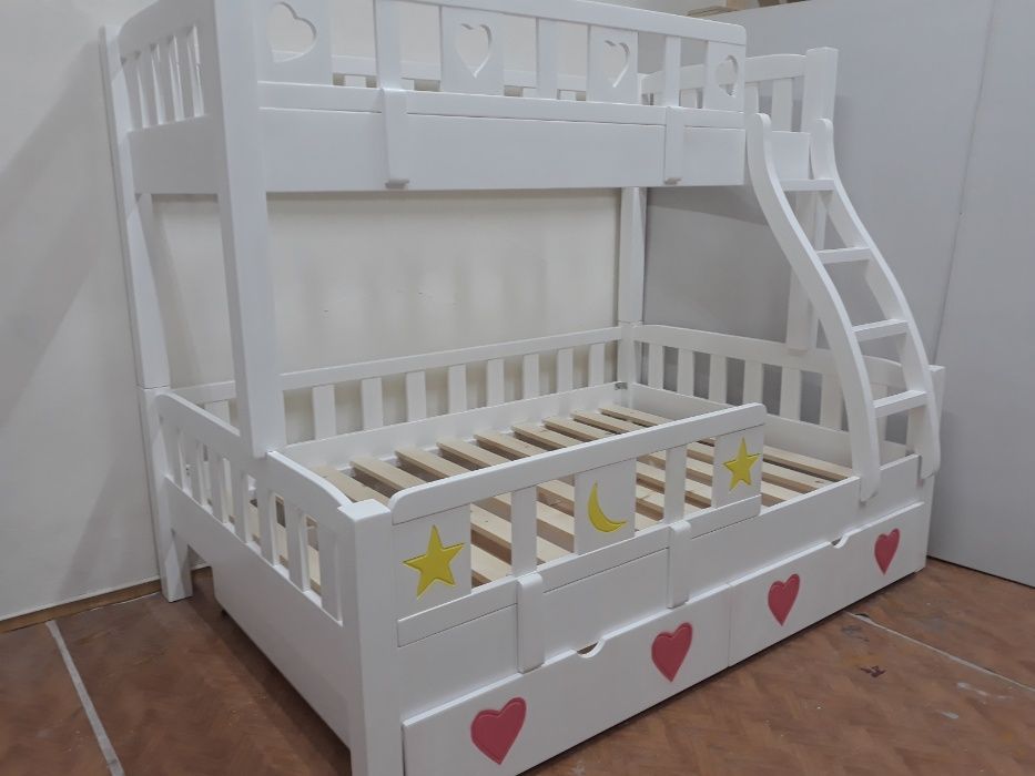 TRANSPORT GRATUIT.Pat etajat-supraetajat din lemn masiv.Cod 3211