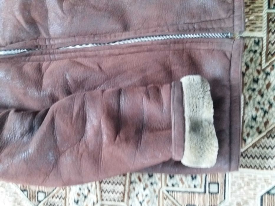 Продам мужскую дубленку