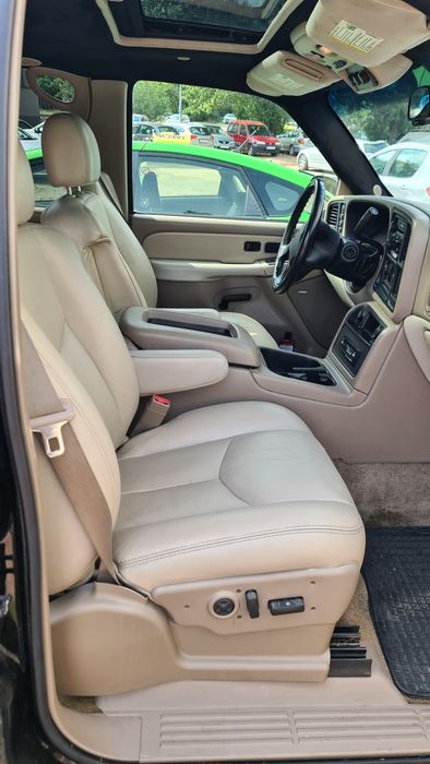 Chevrolet Suburban 2003