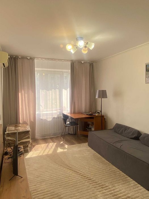 продам 4х комн. квартиру