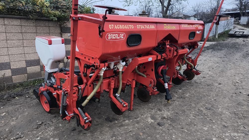 Semănătoare porumb Șakalak din 2020 tip gaspardo