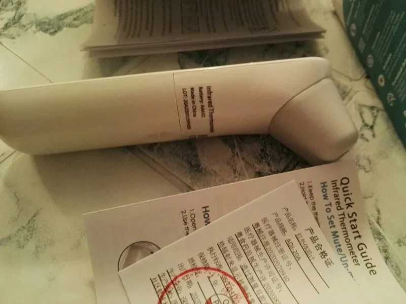 Безконтактен термометър, LCD дисплей, 2 модела, инфраред термометър