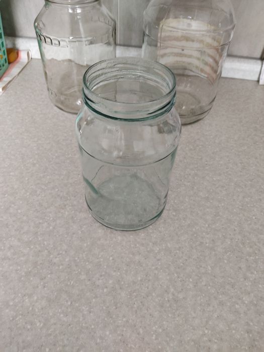 Кшт. Продам банки чистые.
