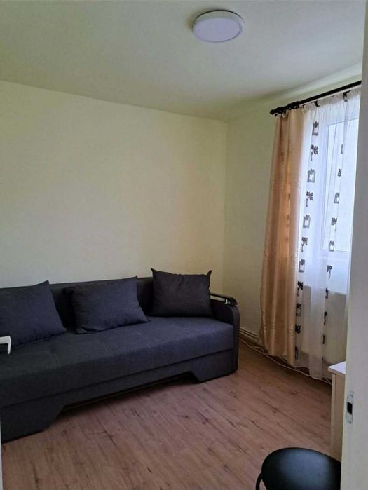 Apartament de închiriat