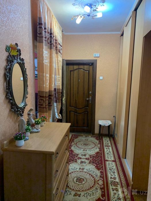 Трехкомнатная квартира, Юнусабад, 10