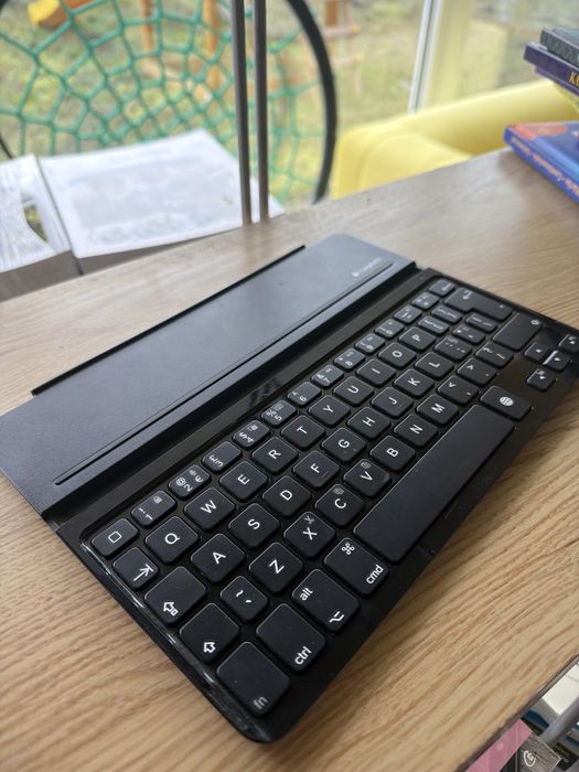 Tastatura pentru pad Logitech