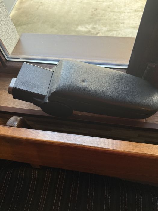 Подлакътник сеат леон