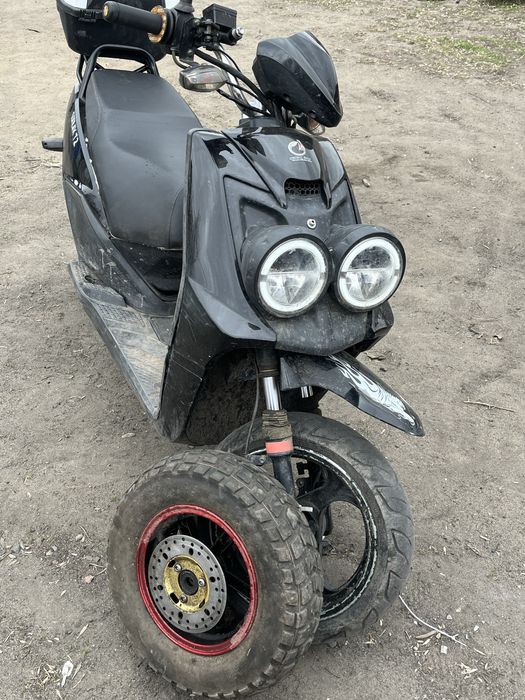 Продам скутер находу