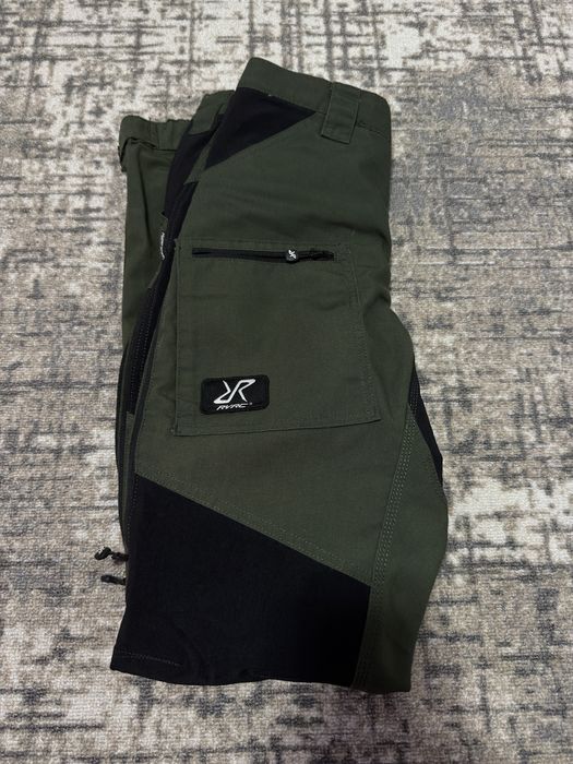 Pantaloni Revolution Race Norwand Pro