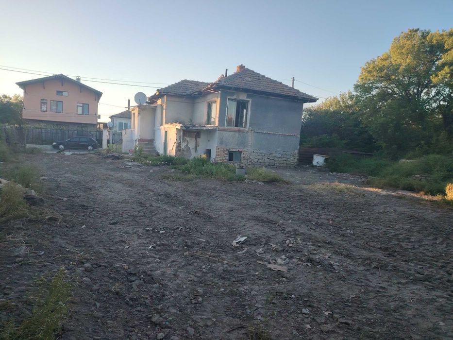 Къща в Суворово