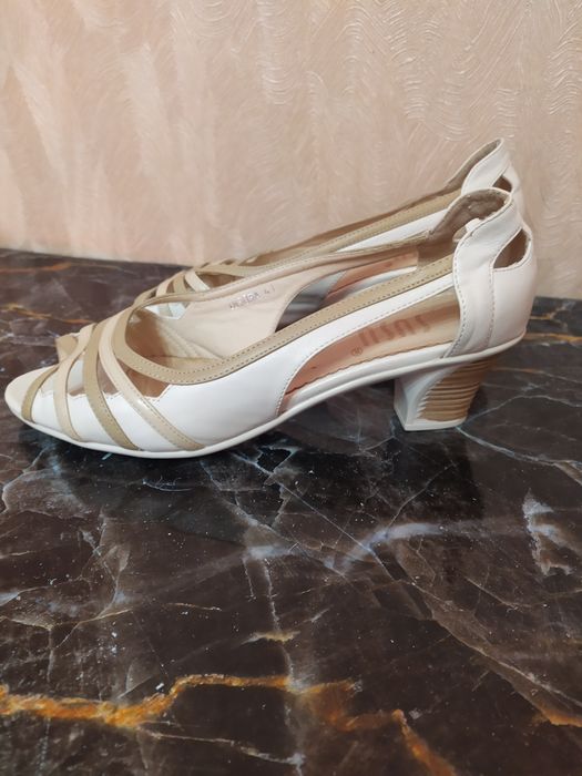 Женская    обувь