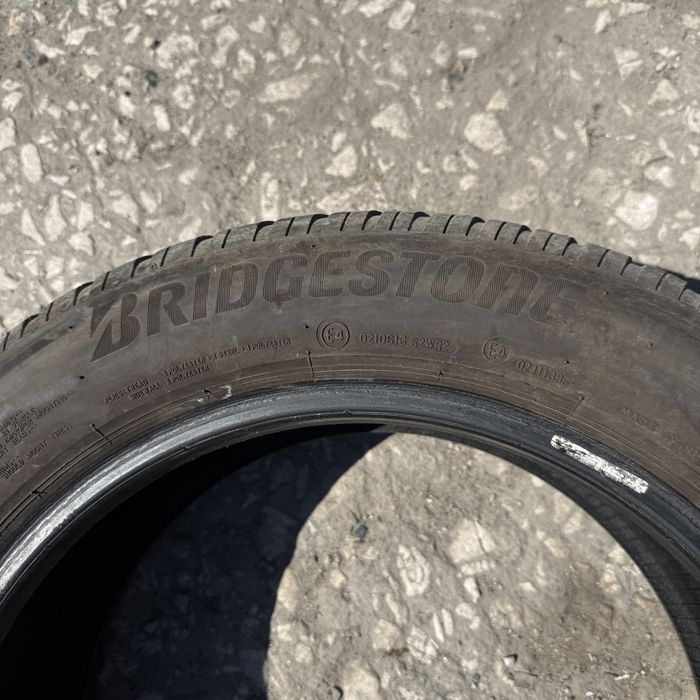 2 броя зимни гуми Bridgestone 205/55 R16 Dot 3919 ном 728