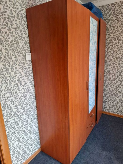 Продажа дивана, шкаф