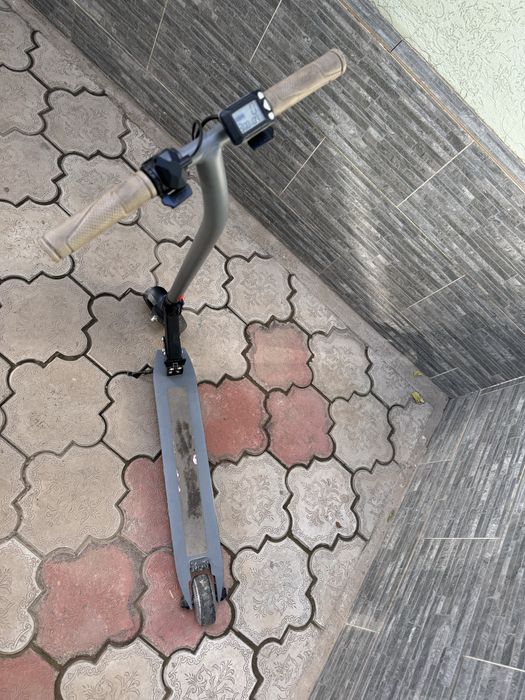 Электросамокат Hiper slim vx561