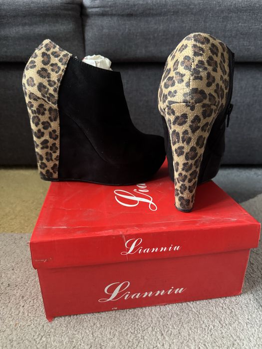 Различни дамски обувки на висок ток - 37 номер