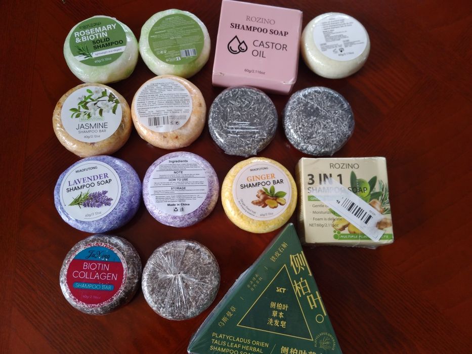 Шампуни разные. Рядом с Каргу.