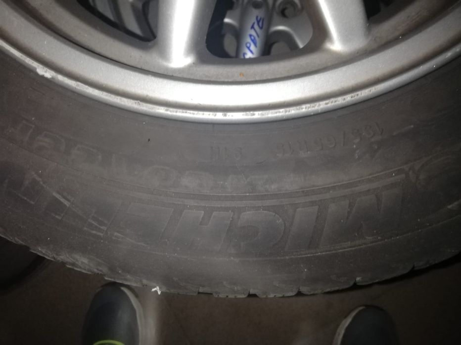 Jante BMW pe 17 cauciucuri michelin