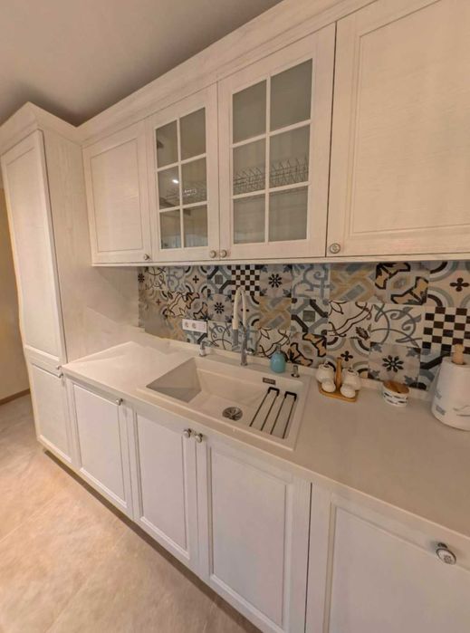 Продава се Тристаен апартамент в Бургас, Сарафово - 132 кв.м за 2008 €/кв.м - Снимка #3