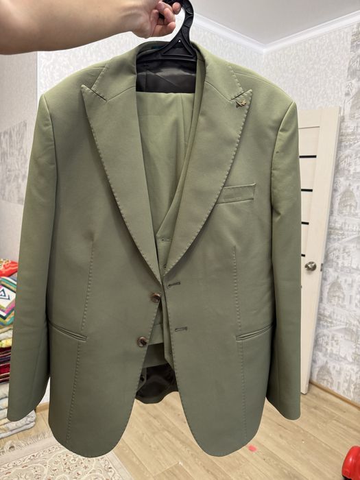 Костюм смокинг кастюм