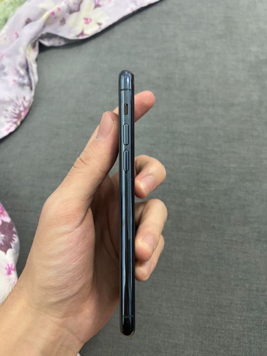 продам iphone 11 pro