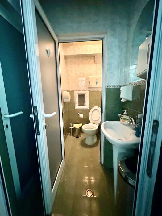 Дава се под наем Офис в София, Лозенец - 82 кв.м за 1200 € - Снимка #14