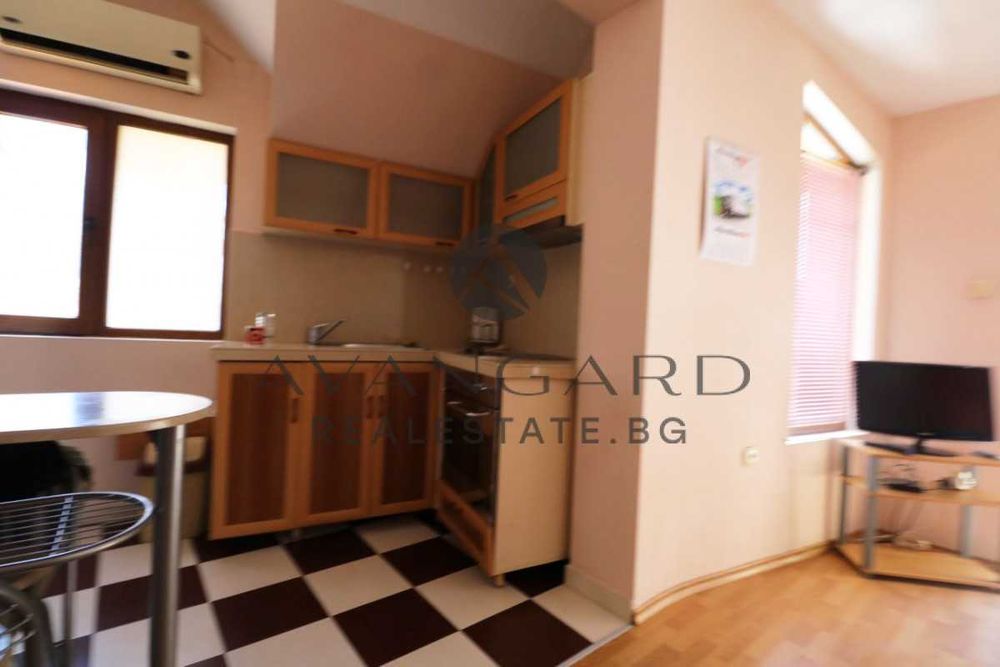 Продава се Двустаен апартамент в Пловдив, Кършияка - 77 кв.м за 1027 €/кв.м - Снимка #3