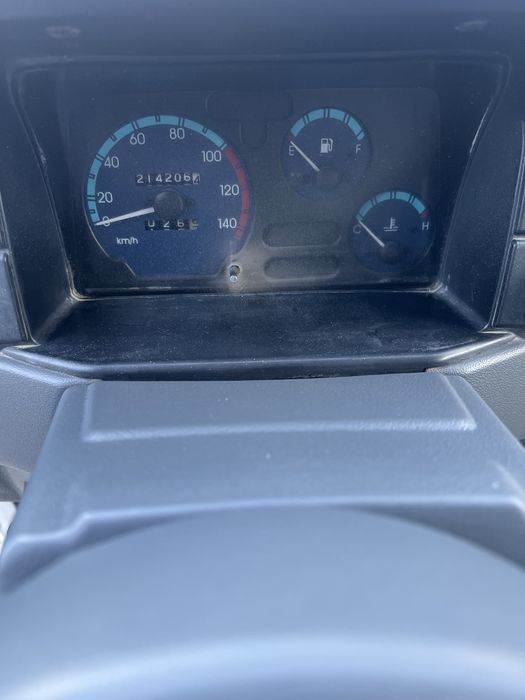 Лабо фургон сотилади