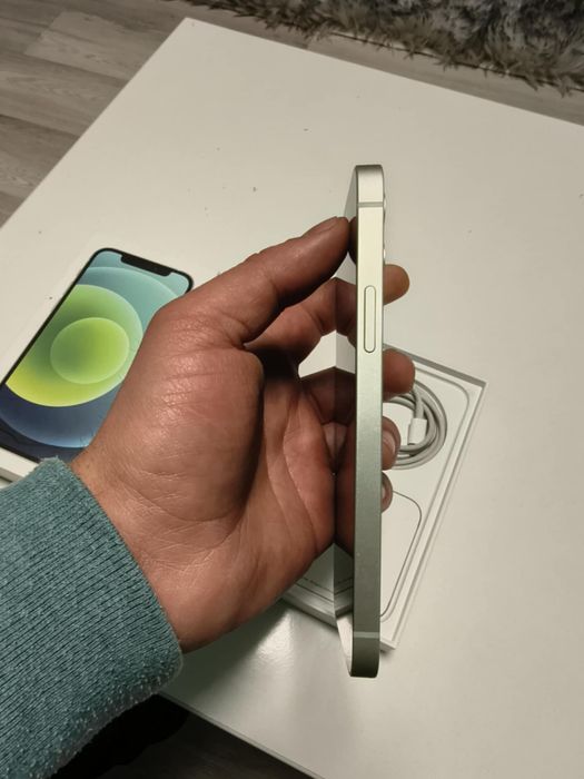 IPHONE 12 negru-128  /iphone 12 verde ~64gb