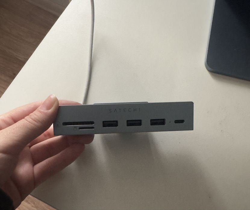 моноблок Apple iMac 24″ MQRQ3 (Blue)