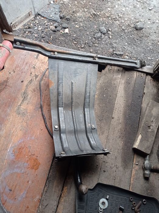 Продам Фаркоп Ауди 80