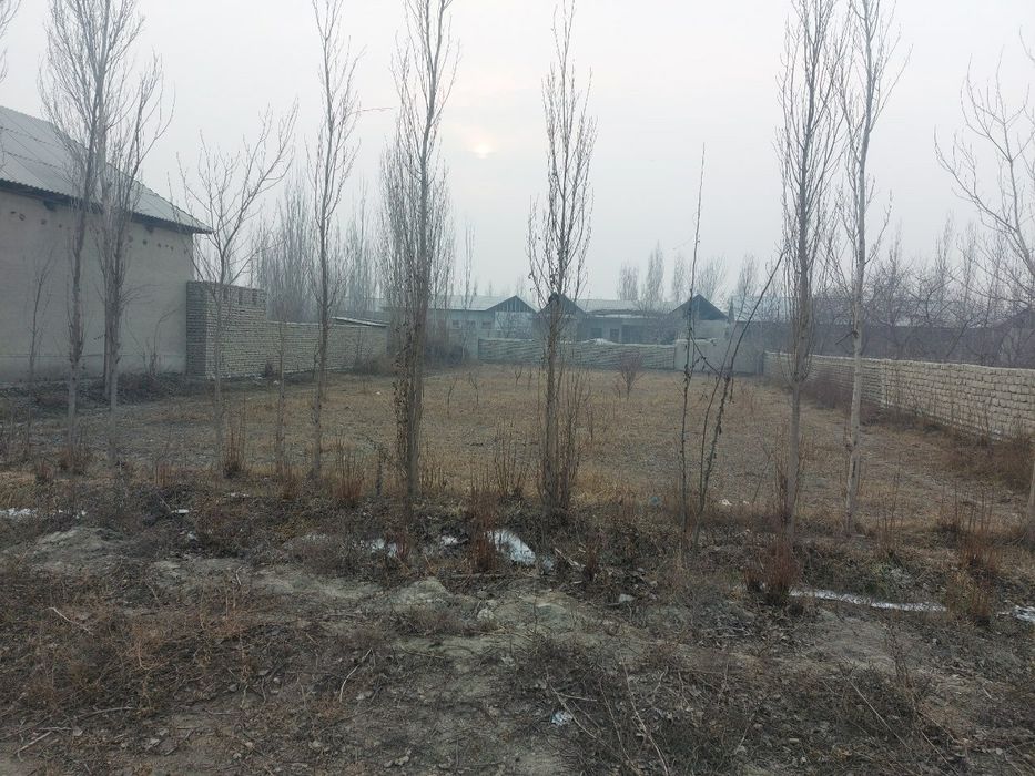 Yer-uchaska Sotiadi 

1⃣| Maydoni 8 sotixli 
2️⃣| Kamunal tomonlari