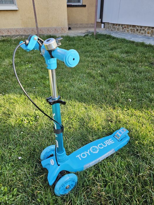 Детска тротинетка BYOX  TOY CUBE