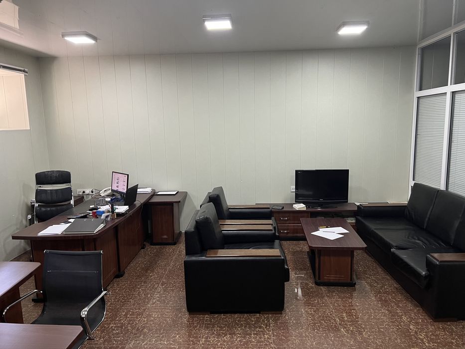 Супер цена. Полу-додвальное помещение под ваш офис.