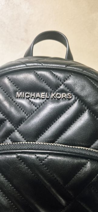 Rucsac Michael Kors  din piele . Nou.