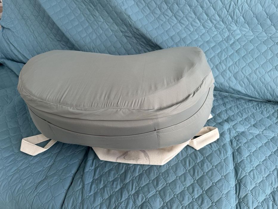 Възглавница за кърмене Matea