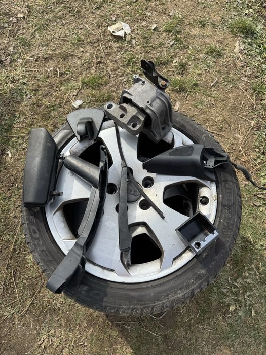 Части за VW Golf 5 1.4TSI