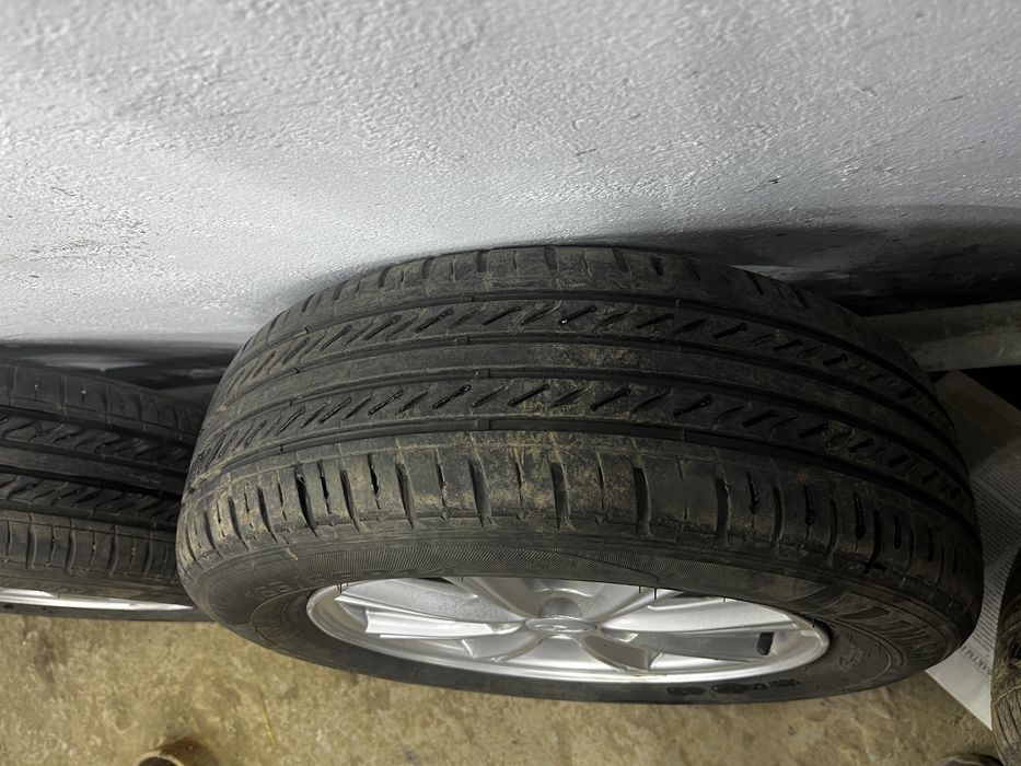 Атика 14 диски с резиной