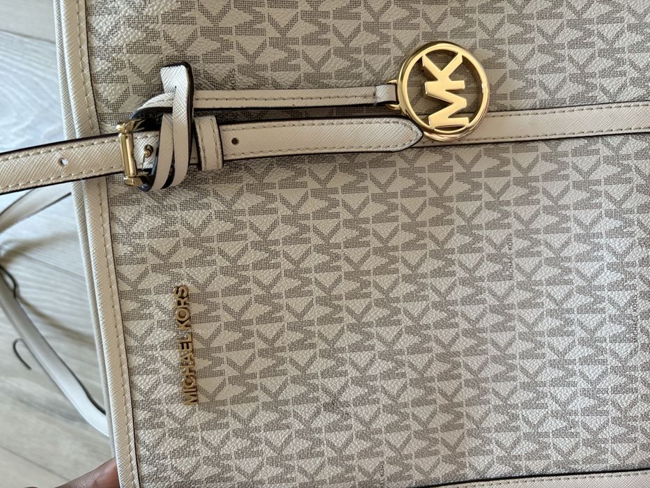 Тоут Micheal Kors