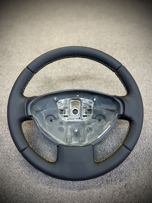 Volan piele naturala Dacia Logan Mcv Sandero Dokker Faza 3 2013-2016