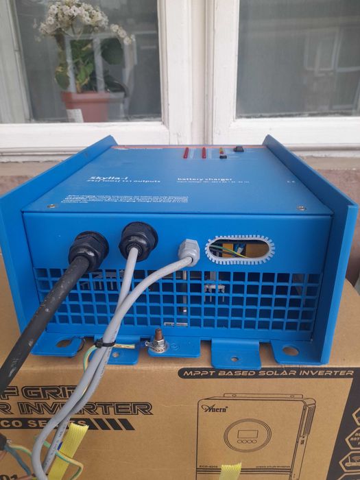 Incarcator baterie Victron  Skaylla-i 24V 100A1+1 outputs stare buna