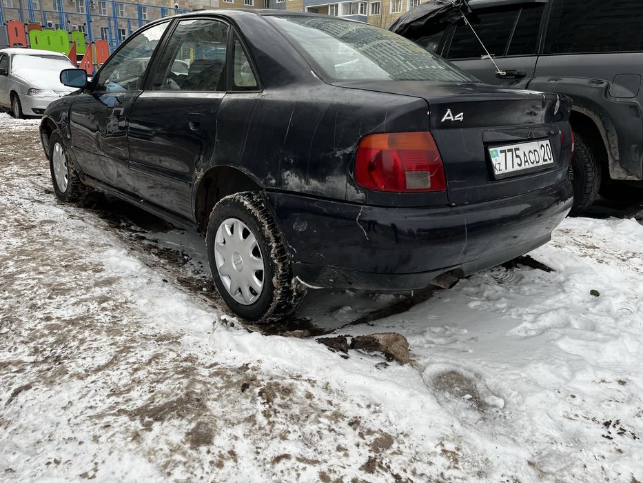 Audi A4 1.6 механика