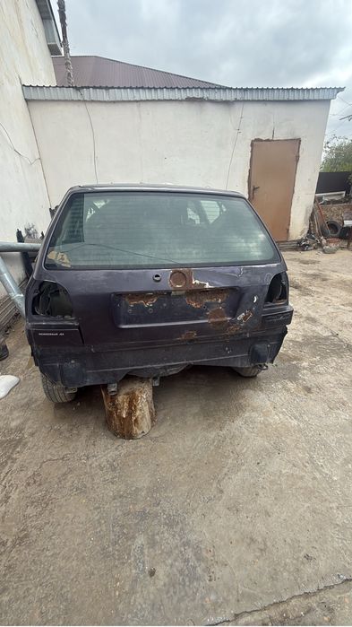 Автомобиль гольф 3