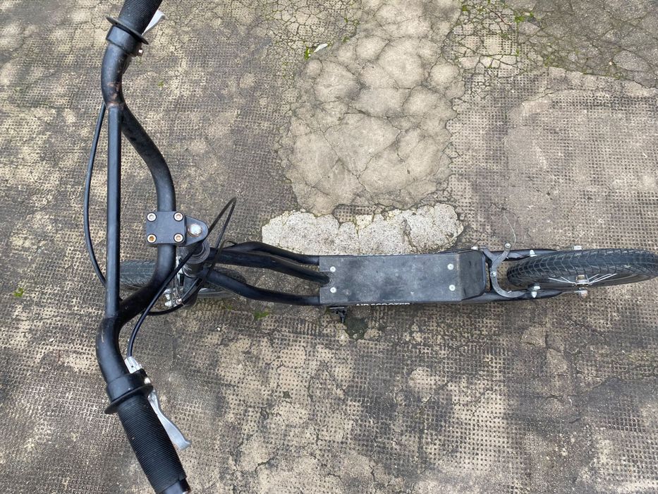 trotineta 6-12 ani frâne foarte bune FARA TRANSPORT