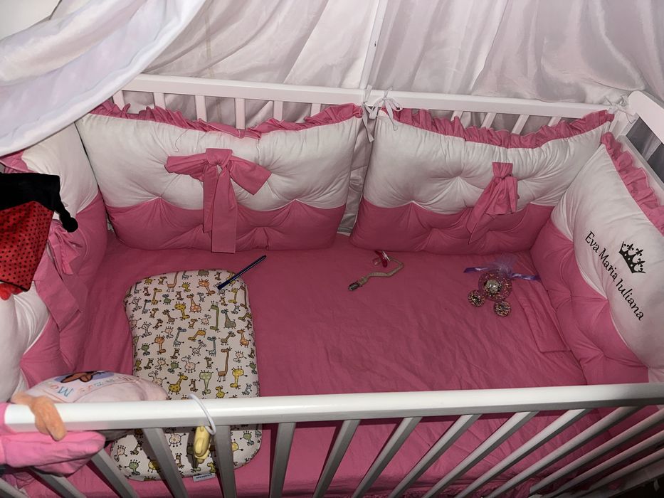 Vand patut in stare foarte buna.Sperat vand salteaua si 2 cearceafuri