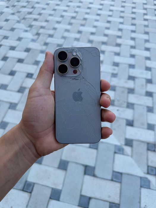 iphone 15 pro.